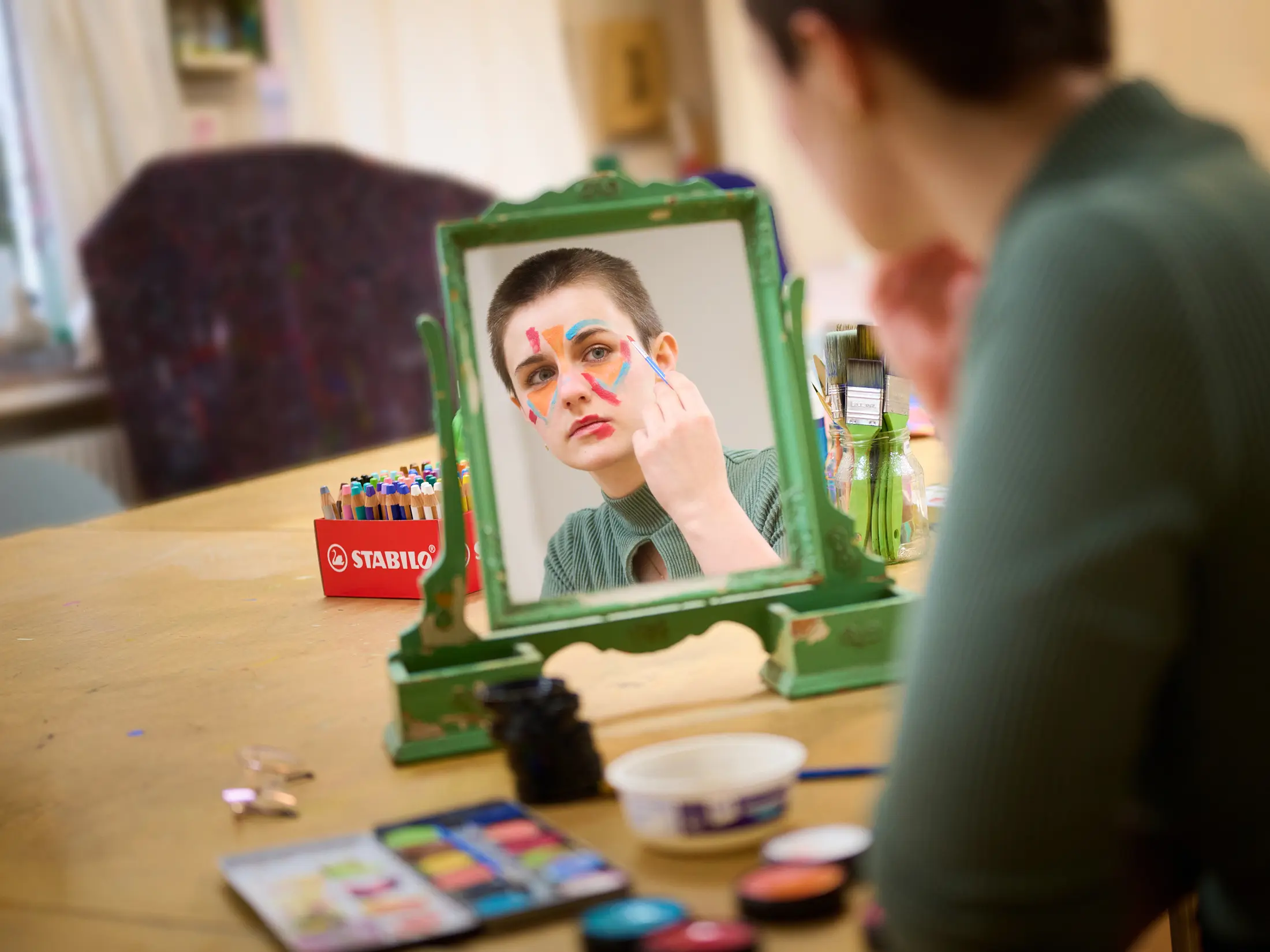 Kunsttherapie Kunsttherapie – Arbeit mit Körperfarben